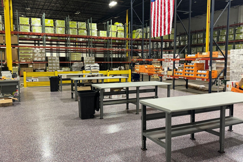 eLogix warehouse workstation - yellow containers